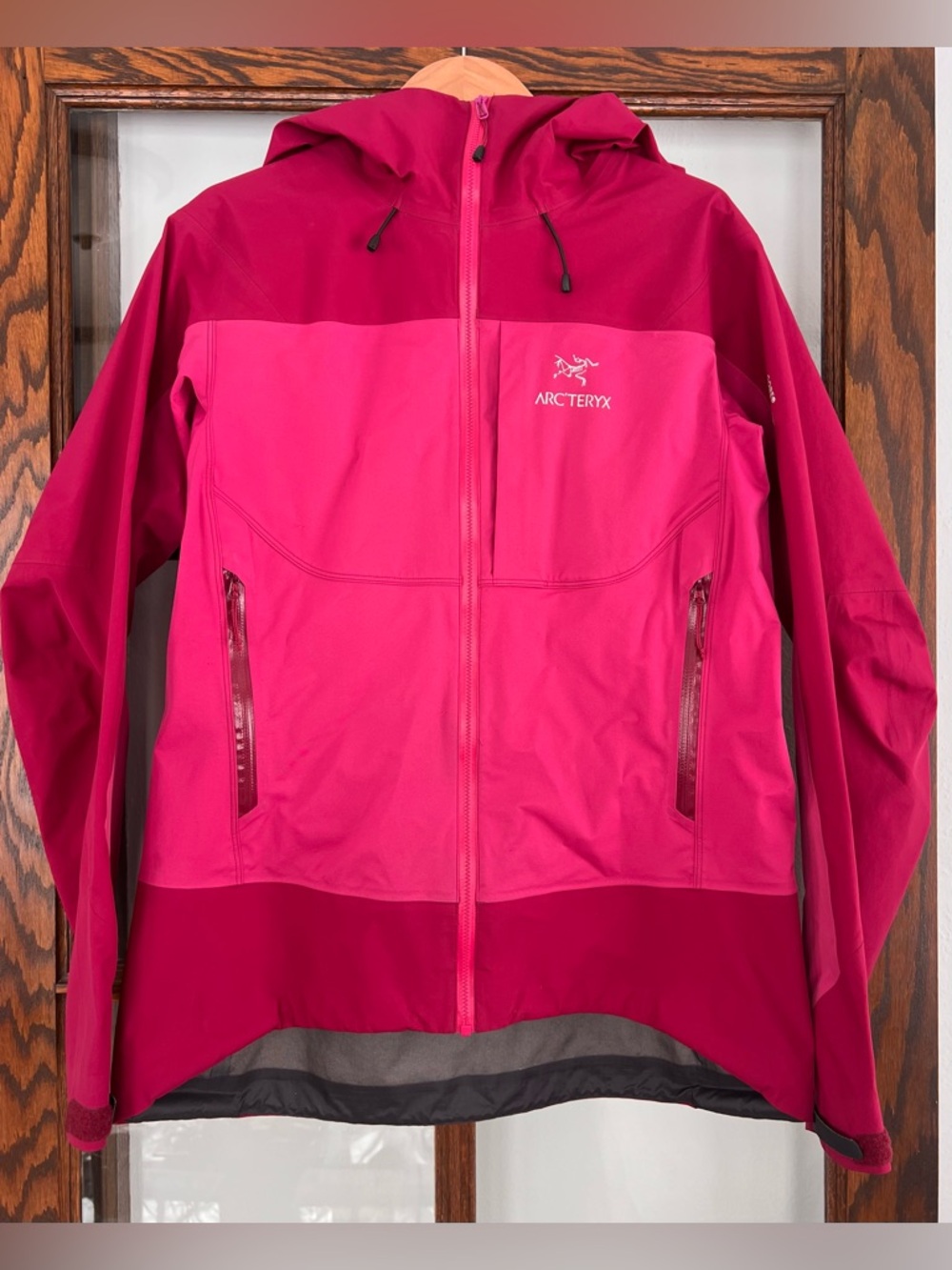 Arcteryx alpha comp hoodie women’s medium